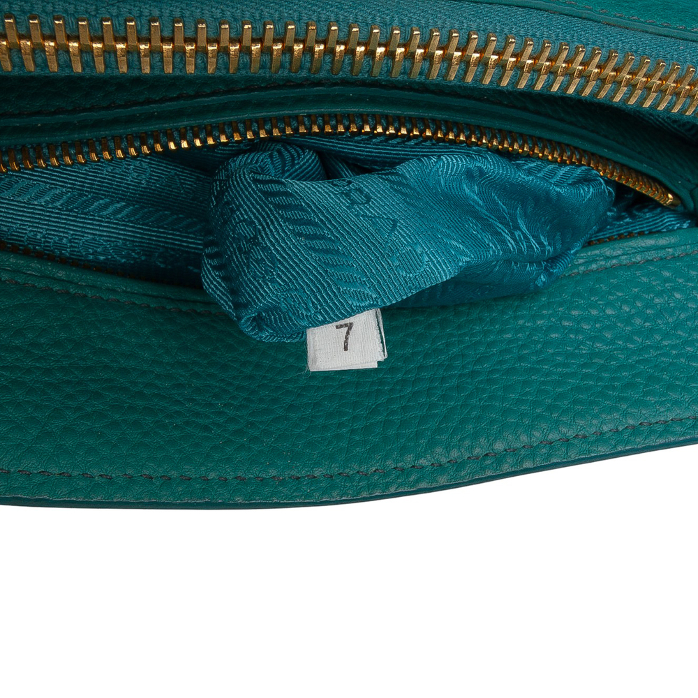 Pre-Loved Prada Vitello Daino Open Convertible Tote - Picture 6 of 12